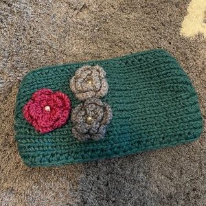 Green headwrap/hat with flowers